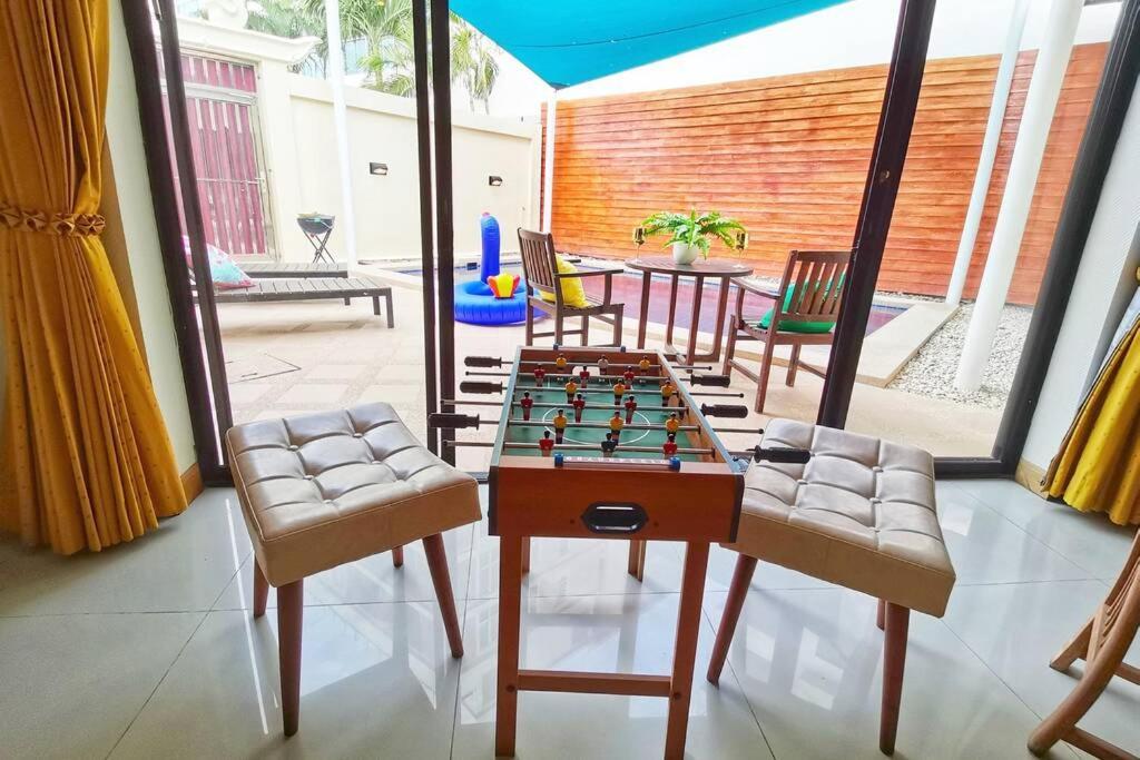 Anb Poolvilla 3Br Walk Private Beach In Pratamnak Pattaya ภายนอก รูปภาพ
