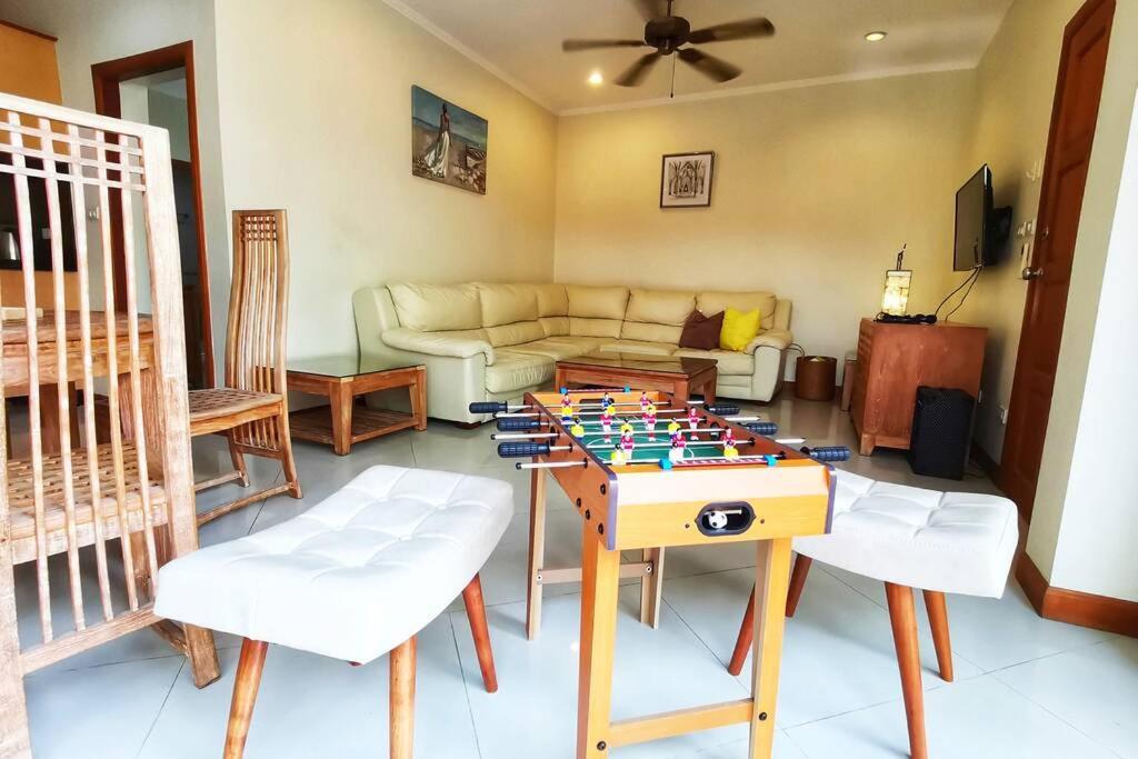 Anb Poolvilla 3Br Walk Private Beach In Pratamnak Pattaya ภายนอก รูปภาพ